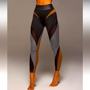 Michi Aerial Gloss Leggings - Size M